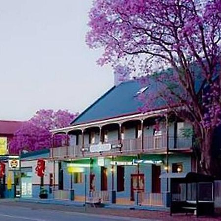 Royal Hotel סינגלטון מראה חיצוני תמונה