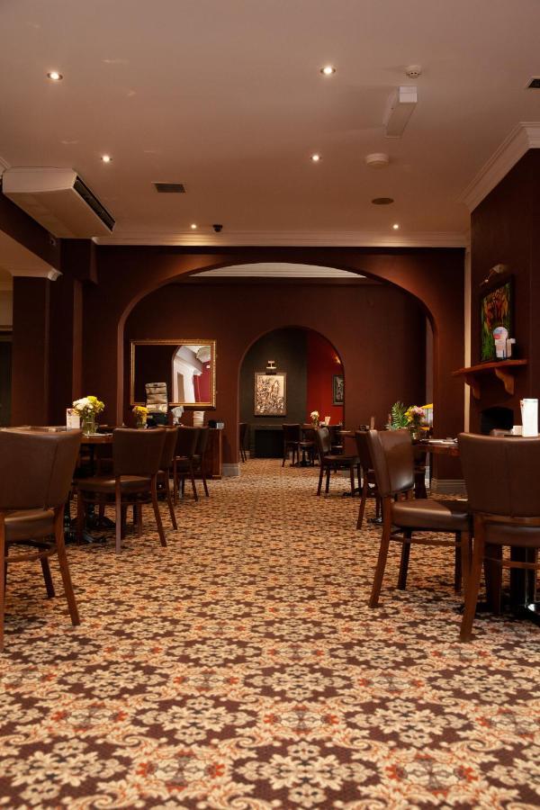 Royal Hotel סינגלטון מראה חיצוני תמונה