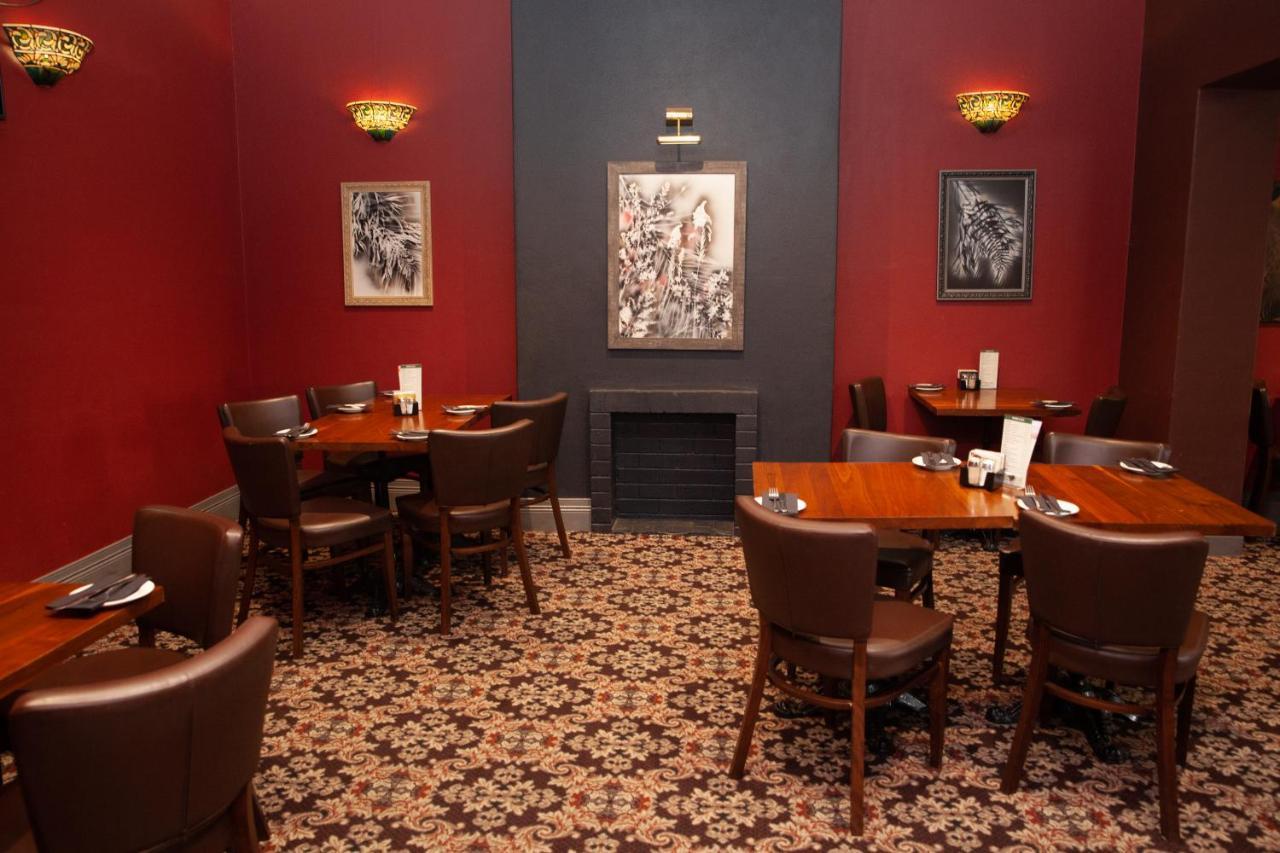Royal Hotel סינגלטון מראה חיצוני תמונה